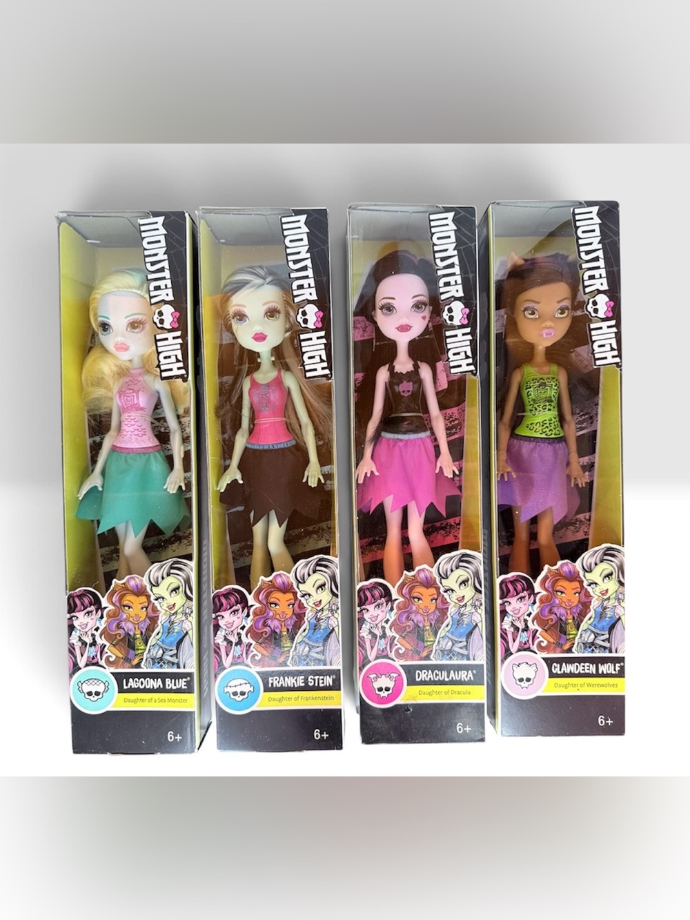 NIB Monster High Cheerleaders Lot 4 Lagoona Frankie Draculaura Clawdeen 2016 G2